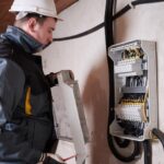 Componentele esențiale ale unui tablou electric